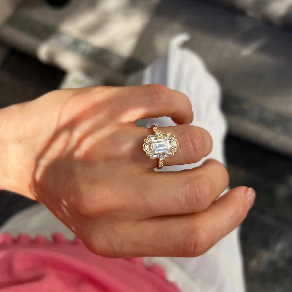 oveela moissanite
